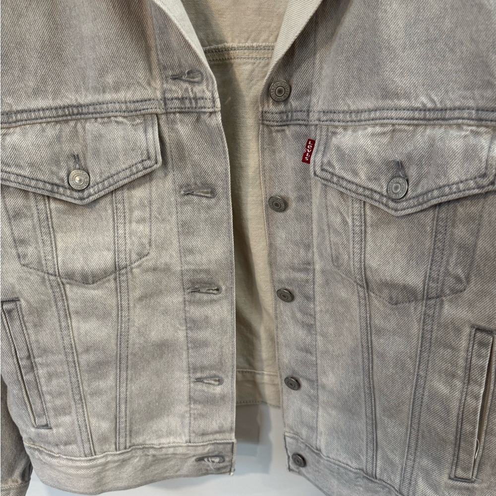 Levi’s 90s Trucker Jacket, Grey Wash Denim, Women’s XS, NWT - Picture 8 of 14